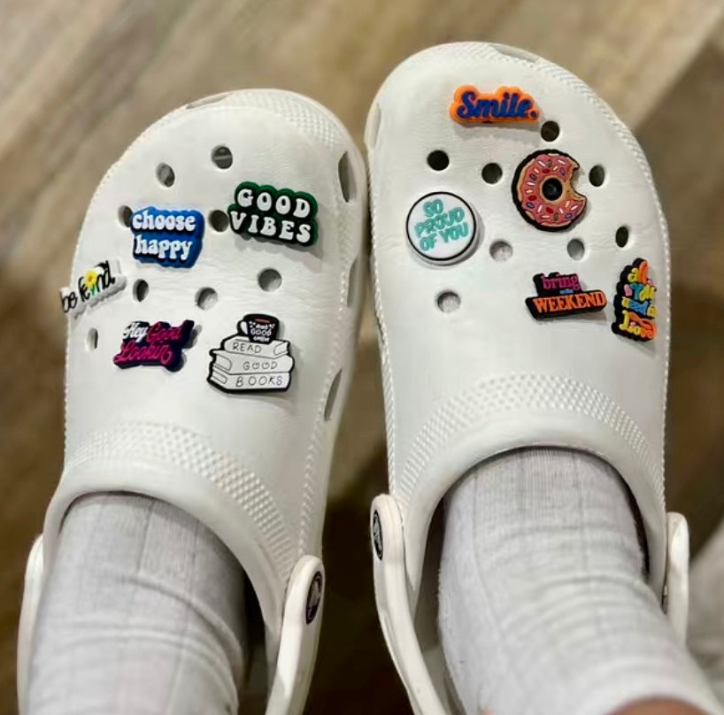 Cool Vibes 4 pcs Shoe Charms